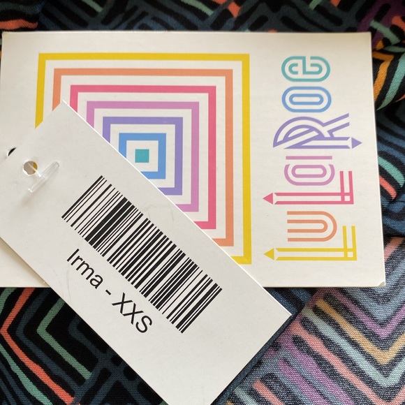 LuLaRoe “IRMA” HIGH-LOW TUNIC OVERSIZED TOP SIZE EXTRA EXTRA SMALL 🌟NWT🌟 - Picture 8 of 11